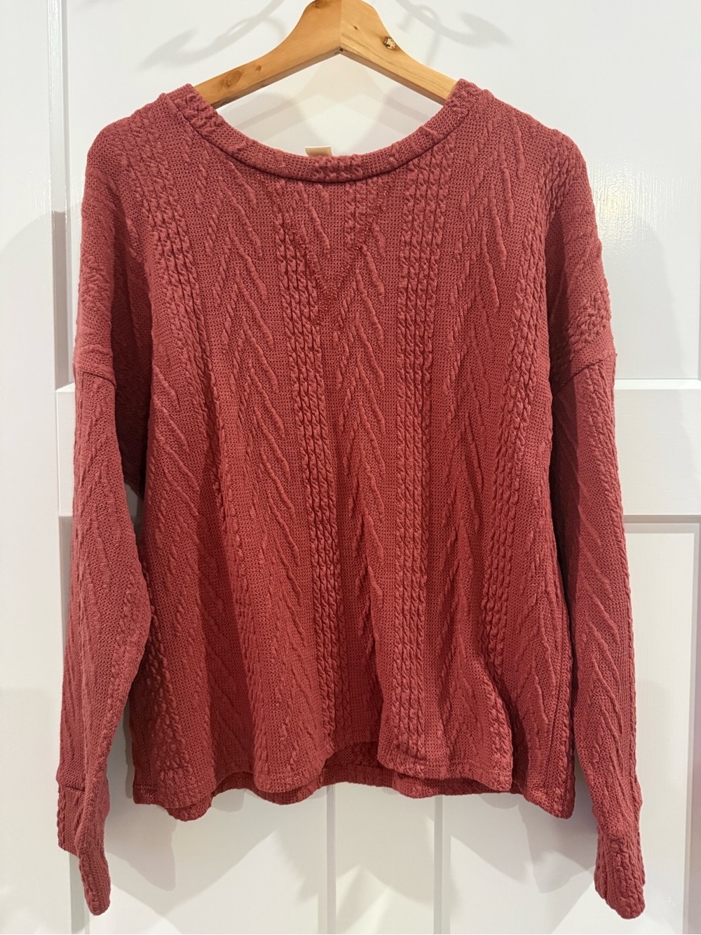 7th Ray Cable Knit Crewneck Sweater in Dusty Rose